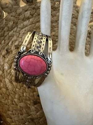 J CREW Bubblegum Pink Fuchsia Crackled Stone Brass Cuff Bracelet NWOT new 💗229 - Image 1 of 4