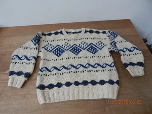 Claiborne Knitted By Hand  Sweater MEDIUM Beige 100% Wool - Picture 1 of 4