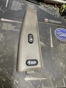 02-07 Interruptor de puerta delantera para pasajero Ford F250 F350 Superduty RF con bisel R bronceado - Imagen 1 de 9