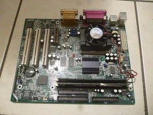 scheda madre motherboard intel + celeron 433 128k + 64 + 128 RAM - Picture 1 of 1
