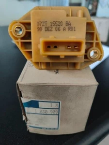 Interruttore luce retromarcia Originale 1030909 Ford Focus MK1 Mondeo MK2 - Foto 1 di 3