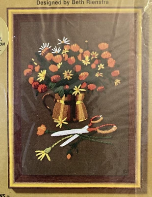 Raro De Colección 'Flores Iluminadas por el Sol' Jiffy Stitchery Crewel Kit/Diseños de Puesta de Sol #375 Foto 1 de 3