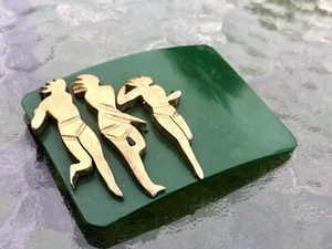 Vtg MCM Art Deco Forest Green Plastic Belt Buckle With Runners Running Figures - Picture 1 of 4