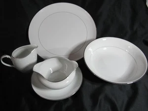 Modern China & Table Institute Serving Set Wedding Day (5716-A) Japan - Picture 1 of 8