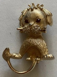 Vintage 60s Lion Cub Brooch Pin Gold Tone Red Eyes 1960's - Picture 1 of 7