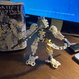 LEGO Bionicle Stars Takanuva 7135 100% Complete with Canister & Instructions