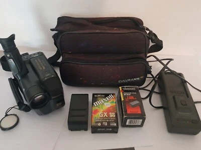 Panasonic Camcorder VHS-C Movie Camera NV-S6 - Bild 1 von 4