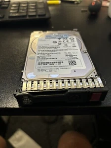 HP 785411-001 900GB 12G SAS 10K SFF SC 785069-B21 Festplatte - Bild 1 von 1