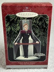 NEW Hallmark Keepsake Ornament Captain Kathryn Janeway Star Trek Voyager 1998 - Picture 1 of 7
