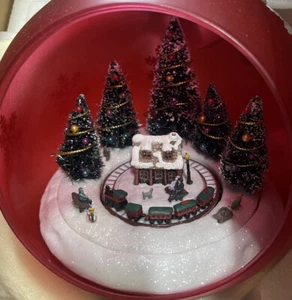MR. CHRISTMAS ANIMATED LARGE ORNAMENT - Train And Christmas tree - Picture 1 of 5