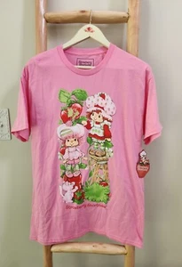 NWT STRAWBERRY SHORTCAKE & FRIENDS LARGE SHORT-SLEEVE PINK T-SHIRT - Picture 1 of 3