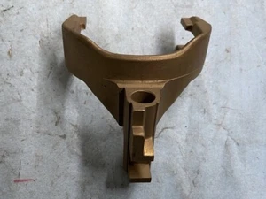 HORQUILLA SELECTORA DE PRIMERA/2A MARCHA TRIUMPH 113868 SPITFIRE RANGE, GT6 RANGE, VIT RANGE - Imagen 1 de 5