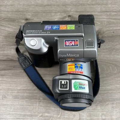Disquete cámara fotográfica digital Sony Mavica MVC-FD91 zoom óptico 14x Foto 1 de 4