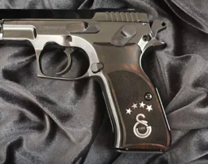SAR ARMS B6 Impugnatura in noce radice compatibile falco - Foto 1 di 3