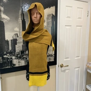 Uniqlo x MARNI Strickschal mit Kapuze - Bild 1 von 7