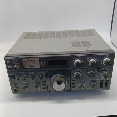 TRIO TS-830V HF TRANSCEIVER Amateur radio For Parts Untested - Image 1 of 4