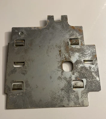 Sega CD Modelo 1 Placa de Montaje de Metal Protector Base para Sega Genesis Modelo 1 Foto 1 de 4