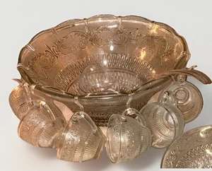 VINTAGE GLASS FULL PUNCH BOWL SET GLASSES SCALLOPED 11 GLASSES AND HOOKS 14 Pcs - Picture 1 of 2