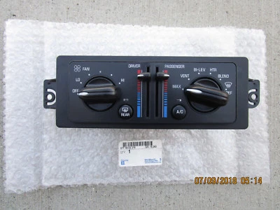 00 - 05 BUICK CENTURY 4D SEDAN A/C HEATER CLIMATE TEMPERATURE CONTROL OEM NEW - Image 1 of 3