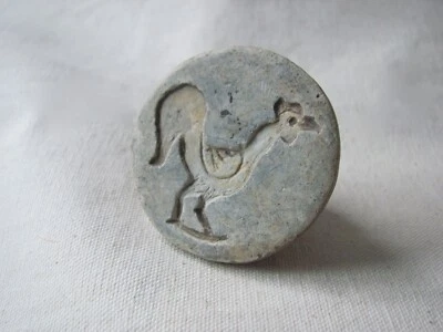 Antiguo sello de pollo de terracota/arcilla Majapahit de Java Oriental (Indonesia) Foto 1 de 4