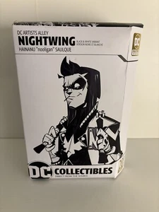 DC Collectibles DC Artists Alley: Nightwing Nooligan B&W Variant Vinyl Figure - Picture 1 of 8