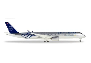 Herpa 532693 Vietnam Airlines Airbus A350-900 SkyTeam 1:500 - Bild 1 von 1