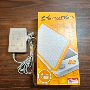New 2DS LL Body weiß x orange 4537 aus Japan - Bild 1 von 19
