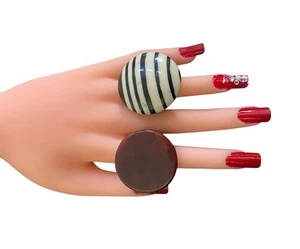 Zara Women’s Pack Of  2 Resin Maxi Rings - Picture 1 of 9