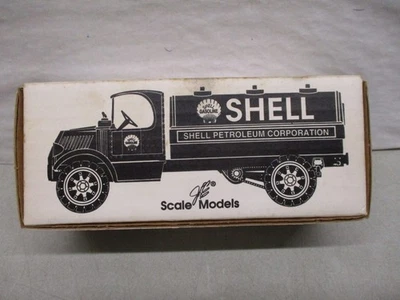 Banco cisterna Shell 1935 Mack a escala Foto 1 de 3