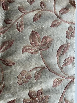 Kravet Couture Silk Vine Berry 24"x24" Fabric Remnant - Image 1 of 3