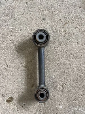 BRAZO DE CONTROL VERTICAL BARRA DE ESLABÓN INFERIOR TRASERO FORD FUSION, LINCOLN MKZ 14-20 # 71440 Foto 1 de 4