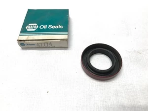 OIL SEAL GENUINE NAPA 47774 / 47774 FAST SHIPPING - Picture 1 of 1