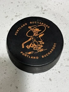 vintage PORTLAND BUCKAROOS WESTERN HOCKEY LEAGUE Official 1968-74 HOCKEY PUCK - Picture 1 of 7