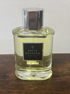 David Beckham Classic Cologne Por David Beckham EDT Spray 2.5oz Para Hombres Sin Caja Foto 1 de 2