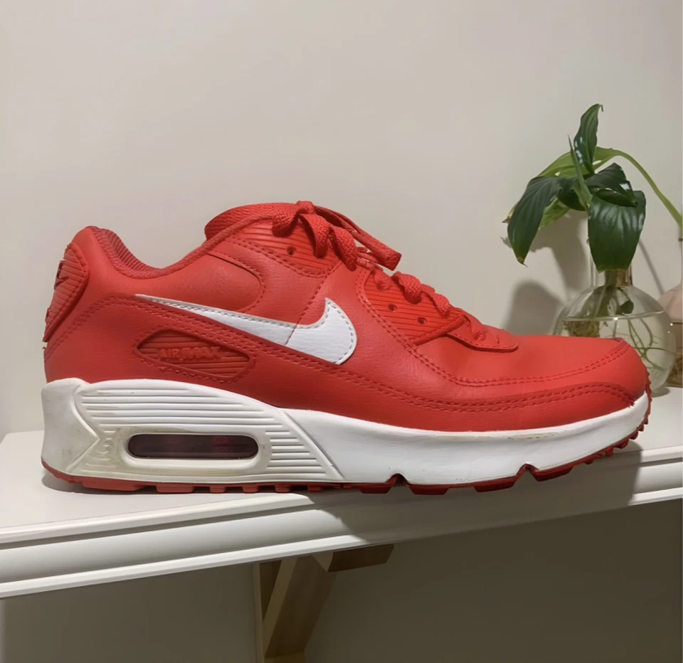 Nike Air Max Boys Youth Sneakers - Red & White - 5.5AU ~ 6USA ~ 38.5EUR ~ 24cm - Image 1 of 4