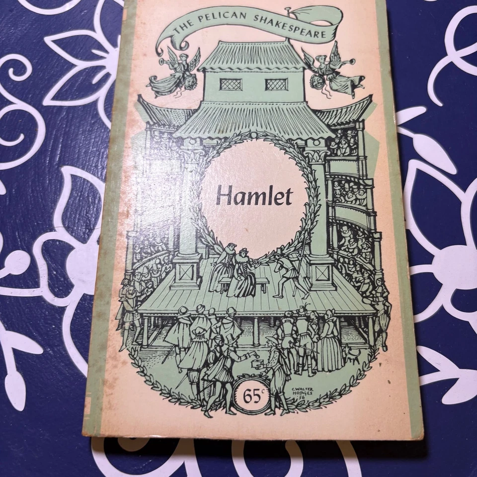 Hamlet (The Pelican Shakespeare) [Paperback] [Jan 01, 1968] Willard Farnham - Image 1 of 4