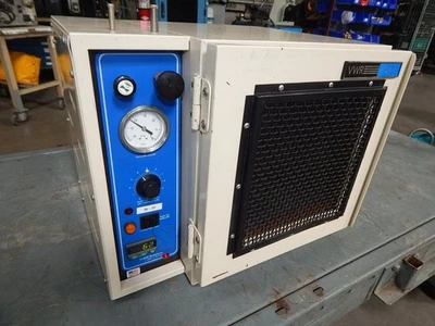 HORNO DE VACÍO DE SOBREMESA SHEL-LAB / VWR 1410S LAB M5580 Foto 1 de 4