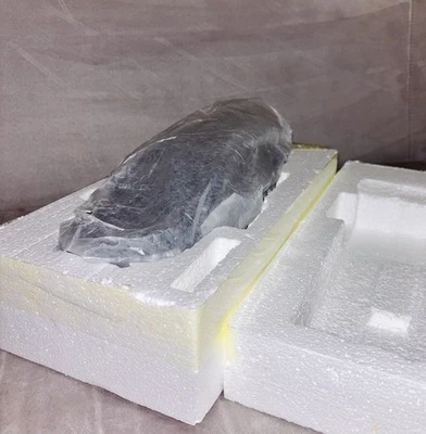 Volkswagen Passat R36 Variant B6 2009 Black 1/18 Ottomobile - Immagine 1 di 4