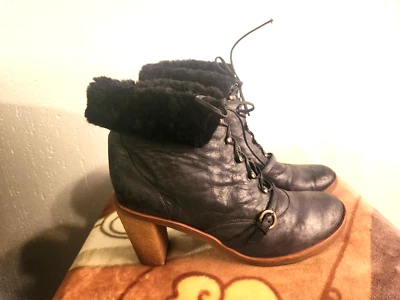 Bernardo Womens sz 10.5 Gray Leather Lace Up Faux Fur Lined Heels Boots - Image 1 of 4