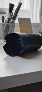 Nikon Zoom-Nikkor AF-S VR 70-300mm f4.5-5.6 IF-ED Lens - F mount with lens hood - Picture 1 of 5