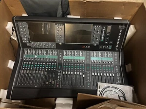 Allen & Heath DLive S5000 Mixing Board Multi-Surface - Picture 1 of 24