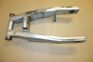 Yamaha fzr600 fzr 600 3HE rear swingarm body frame  - Picture 1 of 9