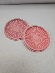 2 Tupperware Replacement Lids Seal 5" - Picture 1 of 2