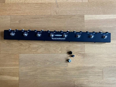 The GigRig QuarterMaster QMX8 / Switcher / mint / 8 Kanäle / handmade in UK - Bild 1 von 4