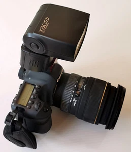 Canon EOS 6D Camera, Lense, Flashes, Tripods & Umbrellas - Picture 1 of 16