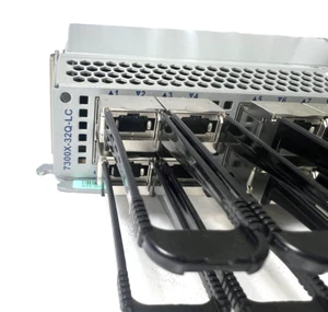 Arista Networks DCS-7300X-32Q-LC 32 QSFP+ (10G/40G) mit 32x QSFP 019-078-046 - Bild 1 von 4