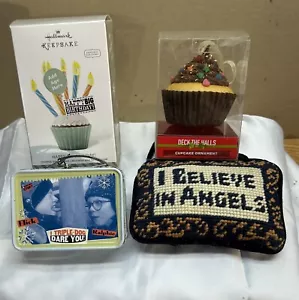 Vintage 4 Weihnachtsschmuck Geschichte Mini Brotdose Geburtstag Cup Cake Nadelspitze - Bild 1 von 15