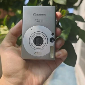Canon IXUS 70 SD1000 7.1MP 3X Optical CCD Vintage Digital Camera - Silver - Picture 1 of 5