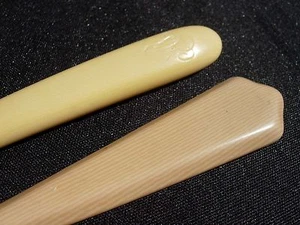 PAIR Vintage Shoe Hooks Victorian - Picture 1 of 1