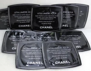 10 x CHANEL VITALUMIERE AQUA ULTRA-LIGHT PERFECTING MAKEUP SPF15 - 52 BEIGE ROSE - Picture 1 of 4